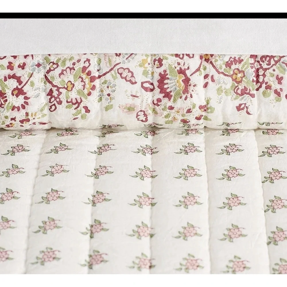 Pottery Barn Liviah King Quilt Reversible Floral Pink Green Cotton 108x92 EUC